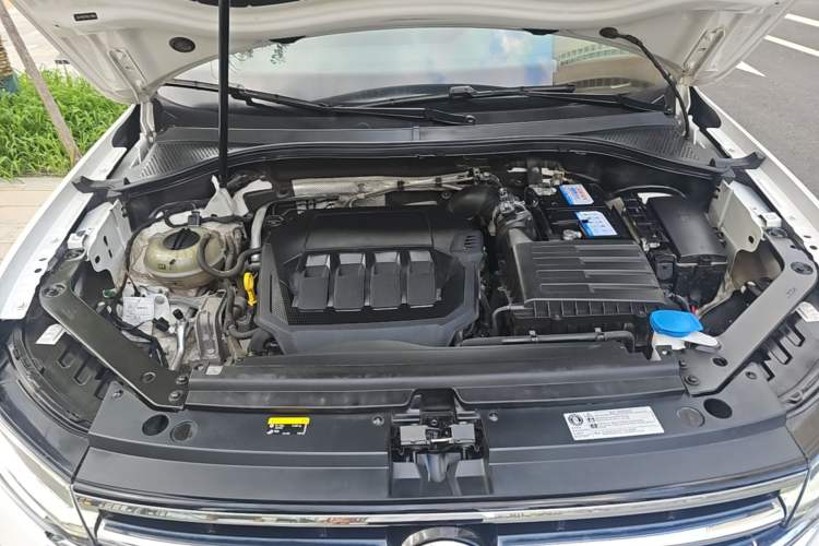 Used Volkswagen Tiguan L 2022 330TSI Automatic Two-Wheel Drive Smart Edition Engine Bay