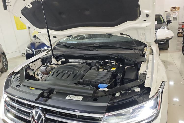Used Volkswagen Tiguan L 2022 330TSI Automatic Two-Wheel Drive Comfort Edition Engine Bay