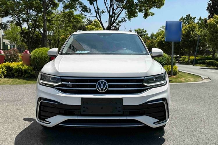 Used Volkswagen Tiguan L 2022 330TSI Automatic Two-Wheel Drive R-Line Enhanced Edition Exterior 1