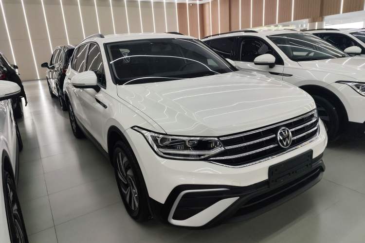 Used Volkswagen Tiguan L 2022 330TSI Automatic Two-Wheel Drive Comfort Edition Exterior 1