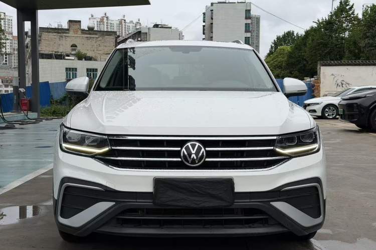 Used Volkswagen Tiguan L 2022 330TSI Automatic Two-Wheel Drive Smart Edition Exterior 1