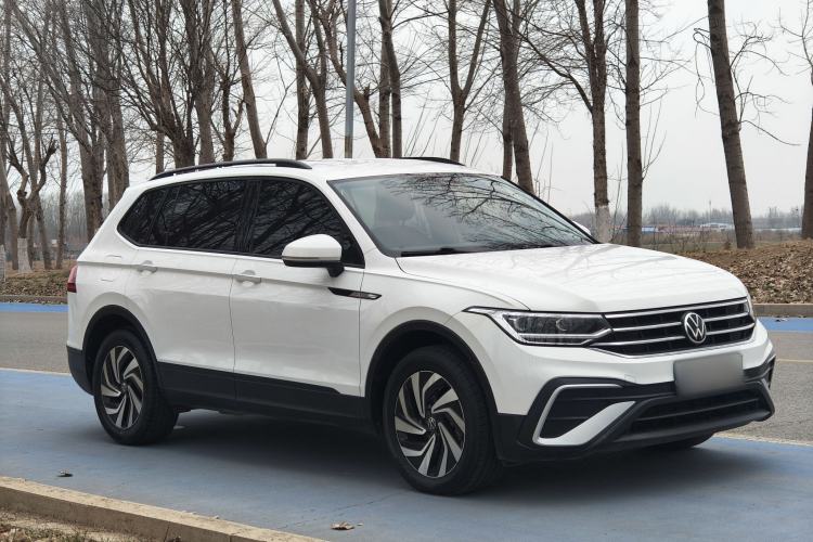 Used Volkswagen Tiguan L 2022 330TSI Automatic Two-Wheel Drive Comfort Edition Exterior 2
