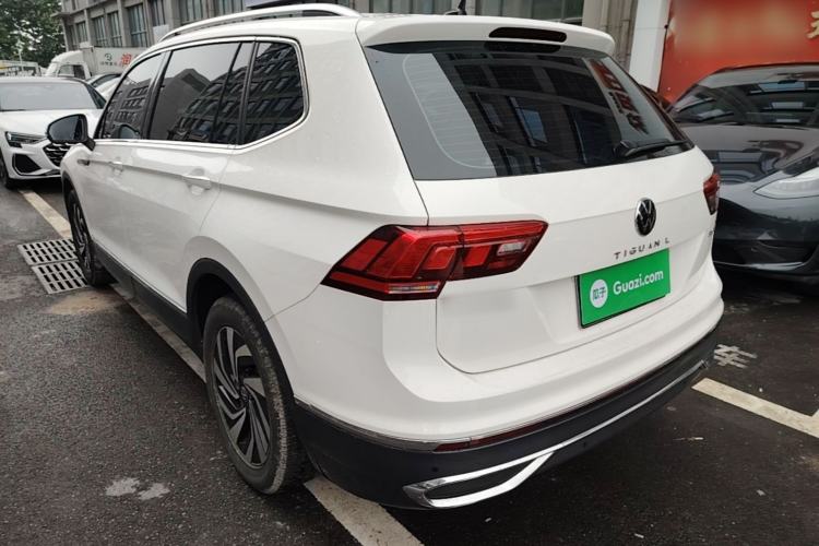Used Volkswagen Tiguan L 2022 330TSI Automatic Two-Wheel Drive Smart Edition Exterior 2