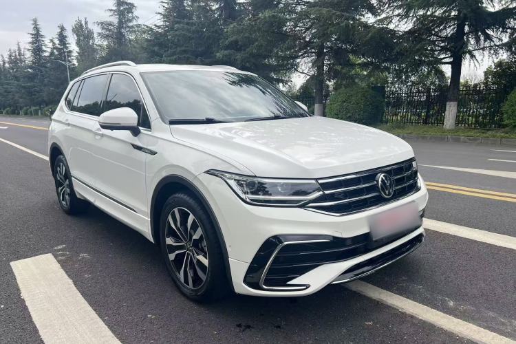 Used Volkswagen Tiguan L 2022 330TSI Automatic Two-Wheel Drive R-Line Enhanced Edition Exterior 2