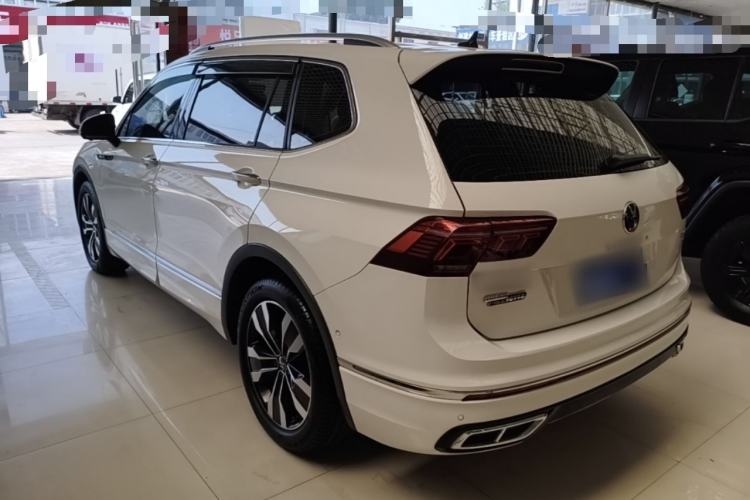 Used Volkswagen Tiguan L 2022 380TSI Automatic All-Wheel Drive R-Line Enhanced Comfort 7-Seater Exterior 2