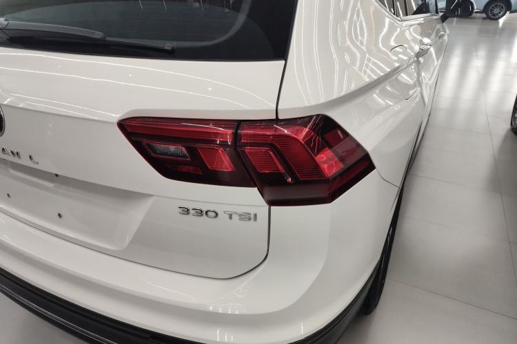 Used Volkswagen Tiguan L 2022 330TSI Automatic Two-Wheel Drive Comfort Edition Exterior 3