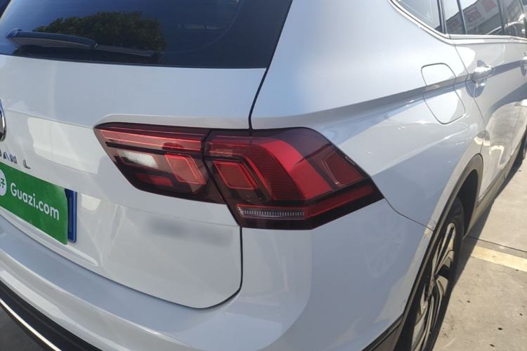 Used Volkswagen Tiguan L 2022 330TSI Automatic Two-Wheel Drive Comfort Edition Exterior 3