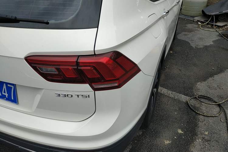 Used Volkswagen Tiguan L 2022 330TSI Automatic Two-Wheel Drive Comfort Edition Exterior 3