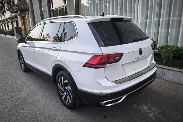 Used Volkswagen Tiguan L 2022 330TSI Automatic Two-Wheel Drive Smart Edition Exterior 3