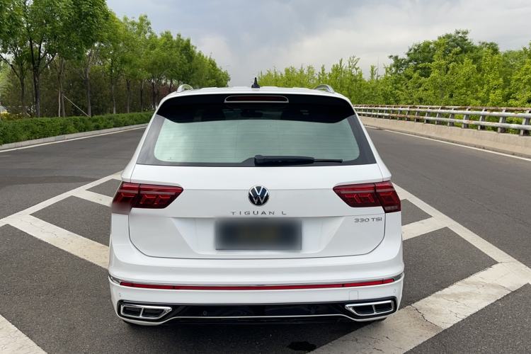 Used Volkswagen Tiguan L 2022 330TSI Automatic Two-Wheel Drive R-Line Enhanced Edition Exterior 4