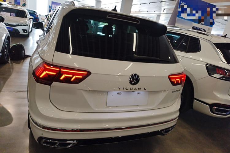 Used Volkswagen Tiguan L 2022 330TSI Automatic Two-Wheel Drive R-Line Enhanced Edition Exterior 4