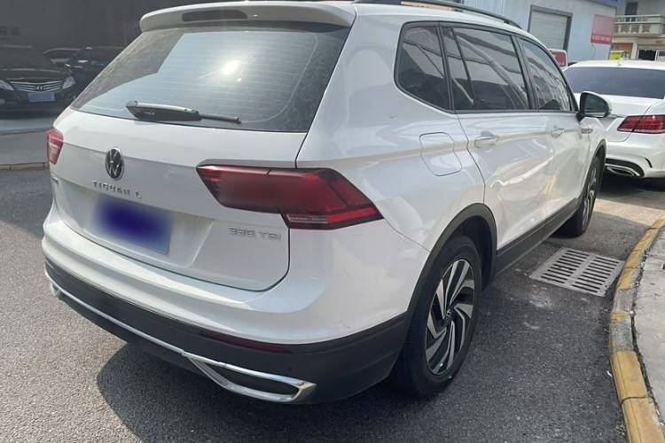 Used Volkswagen Tiguan L 2022 330TSI Automatic Two-Wheel Drive Comfort Edition Exterior 5