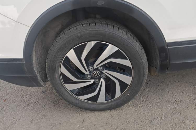 Used Volkswagen Tiguan L 2022 330TSI Automatic Two-Wheel Drive Comfort Edition Exterior 5