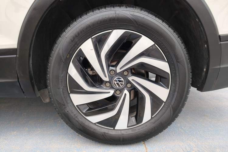 Used Volkswagen Tiguan L 2022 330TSI Automatic Two-Wheel Drive Comfort Edition Exterior 8