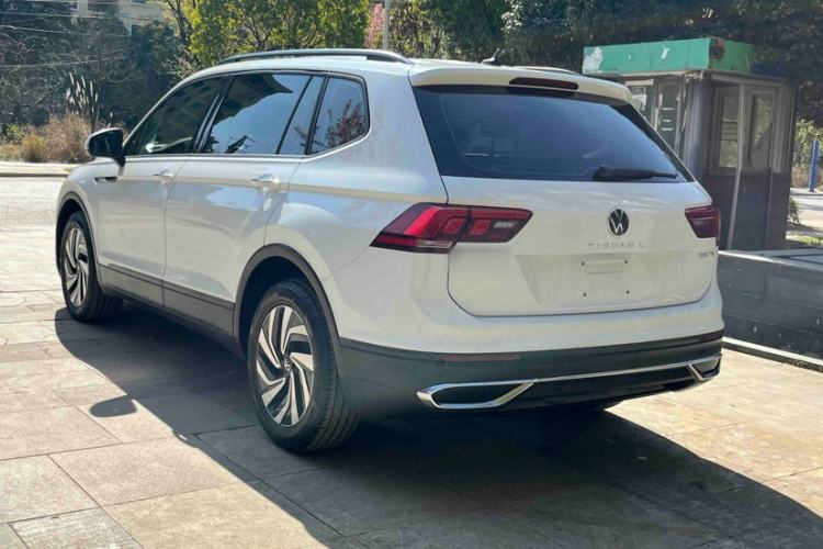 Used Volkswagen Tiguan L 2022 330TSI Automatic Two-Wheel Drive Comfort Edition Exterior 8