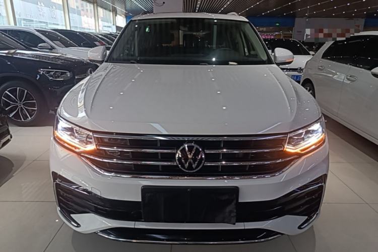Used Volkswagen Tiguan L 2022 330TSI Automatic Two-Wheel Drive R-Line Enhanced Edition Front