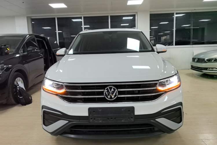 Used Volkswagen Tiguan L 2022 330TSI Automatic Two-Wheel Drive Smart Edition Front