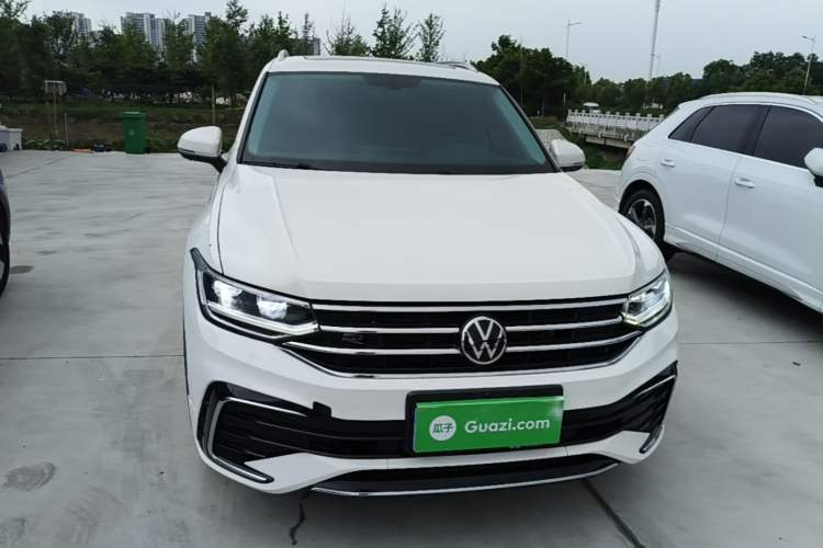 Used Volkswagen Tiguan L 2022 330TSI Automatic Two-Wheel Drive R-Line Enhanced Edition Front