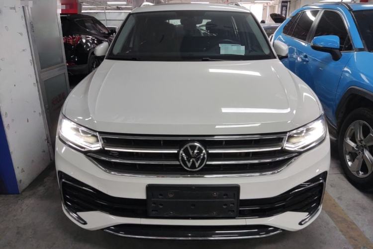 Used Volkswagen Tiguan L 2022 330TSI Automatic Two-Wheel Drive R-Line Enhanced Edition Front