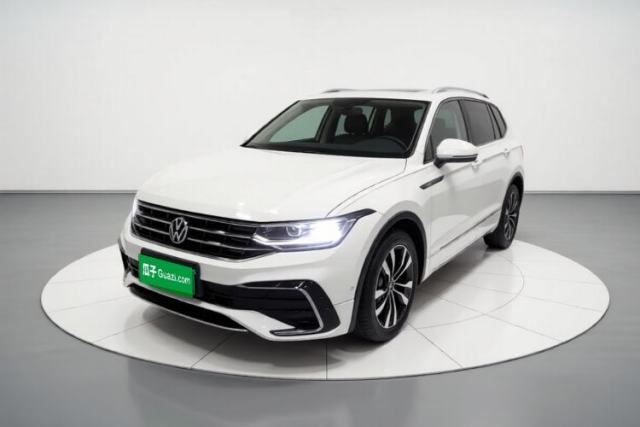 Ojetý Volkswagen Tiguan L 2022 330TSI Automatic Two-Wheel Drive R-Line Enhanced Edition