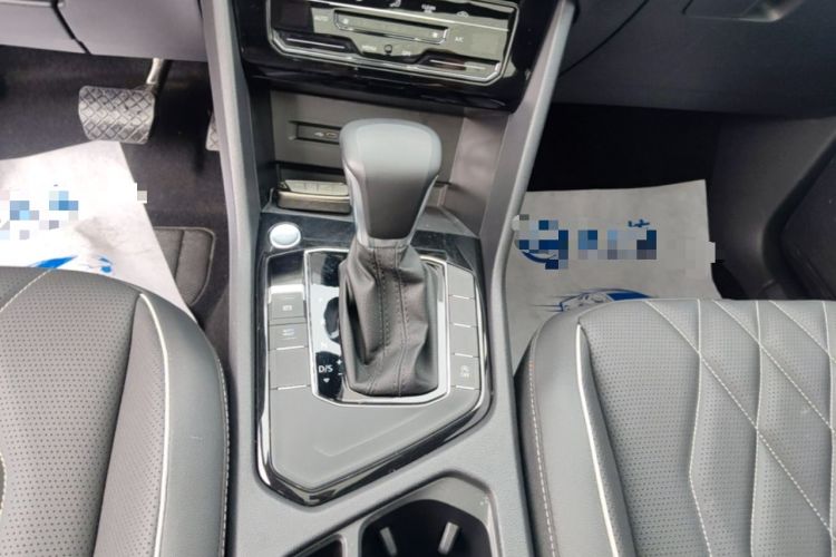 Used Volkswagen Tiguan L 2022 330TSI Automatic Two-Wheel Drive Smart Edition Gear Lever