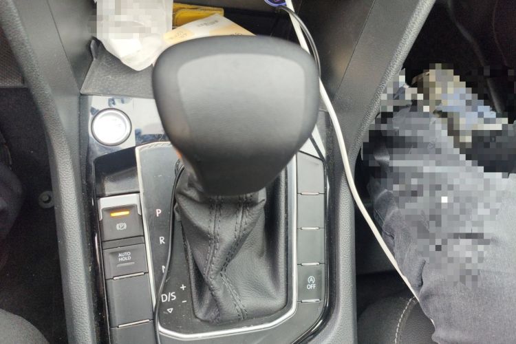 Used Volkswagen Tiguan L 2022 330TSI Automatic Two-Wheel Drive Smart Edition Gear Lever