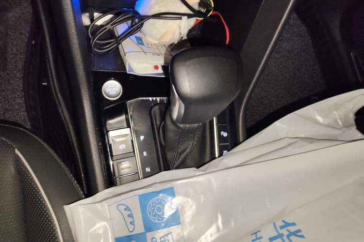 Used Volkswagen Tiguan L 2022 330TSI Automatic Two-Wheel Drive R-Line Enhanced Edition Gear Lever