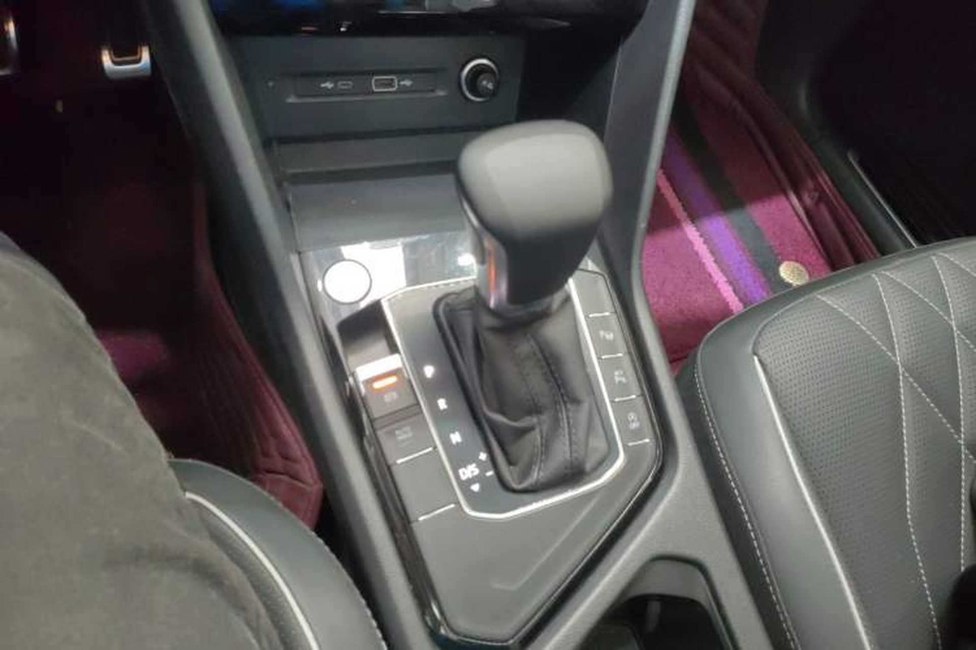 Used Volkswagen Tiguan L 2022 330TSI Automatic Two-Wheel Drive R-Line Enhanced Edition Gear Lever