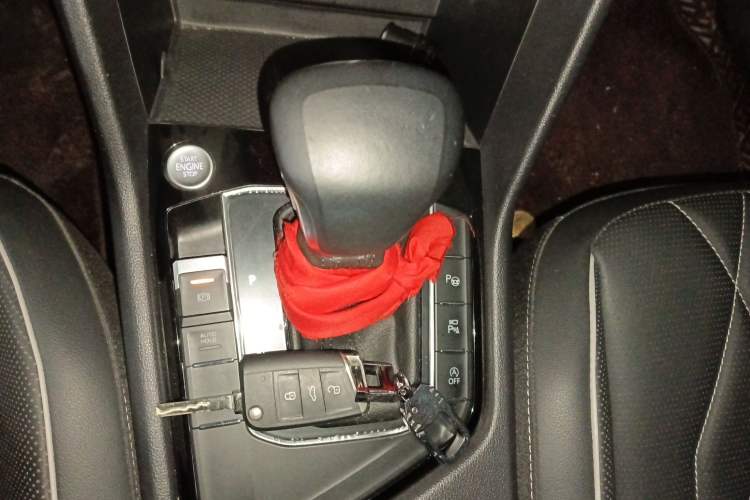 Used Volkswagen Tiguan L 2022 330TSI Automatic Two-Wheel Drive R-Line Enhanced Edition Gear Lever