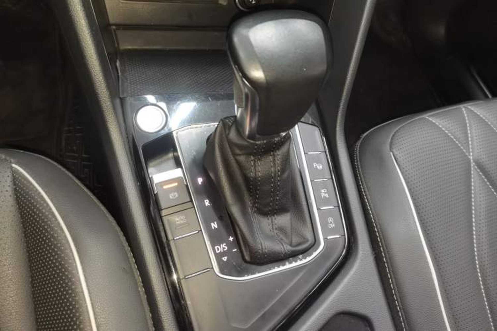 Used Volkswagen Tiguan L 2022 330TSI Automatic Two-Wheel Drive R-Line Enhanced Edition Gear Lever