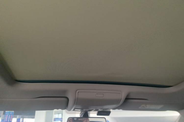 Used Volkswagen Tiguan L 2022 330TSI Automatic Two-Wheel Drive Smart Edition Headliner