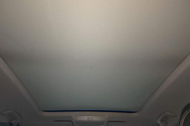 Used Volkswagen Tiguan L 2022 330TSI Automatic Two-Wheel Drive Smart Edition Headliner