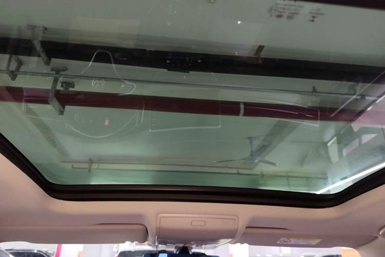 Used Volkswagen Tiguan L 2022 330TSI Automatic Two-Wheel Drive R-Line Enhanced Edition Headliner