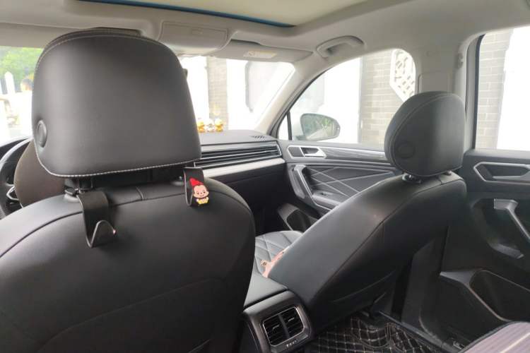 Used Volkswagen Tiguan L 2022 330TSI Automatic Two-Wheel Drive R-Line Enhanced Edition Headliner