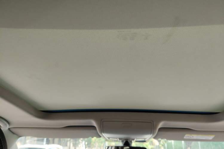 Used Volkswagen Tiguan L 2022 330TSI Automatic Two-Wheel Drive R-Line Enhanced Edition Headliner