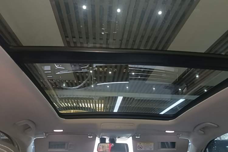 Used Volkswagen Tiguan L 2022 330TSI Automatic Two-Wheel Drive Smart Edition Headliner