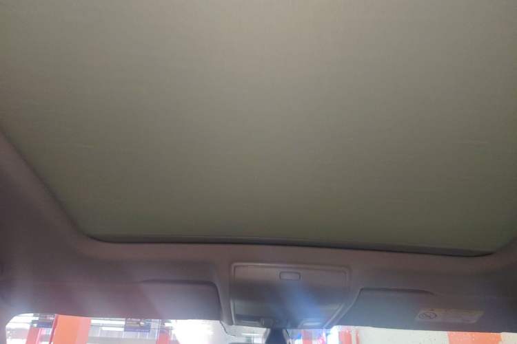 Used Volkswagen Tiguan L 2022 330TSI Automatic Two-Wheel Drive R-Line Enhanced Edition Headliner