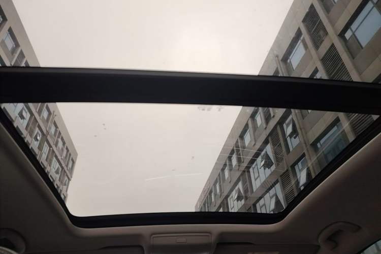 Used Volkswagen Tiguan L 2022 330TSI Automatic Two-Wheel Drive Smart Edition Headliner