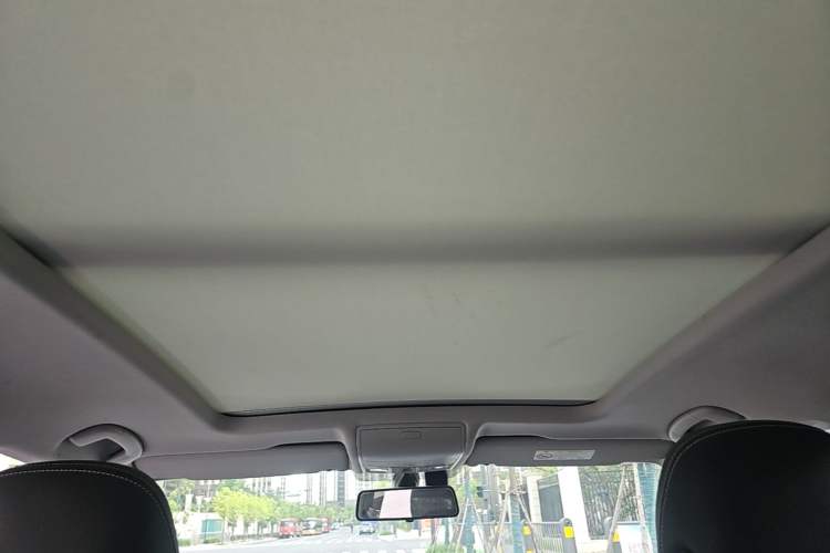Used Volkswagen Tiguan L 2022 330TSI Automatic Two-Wheel Drive Smart Edition Headliner
