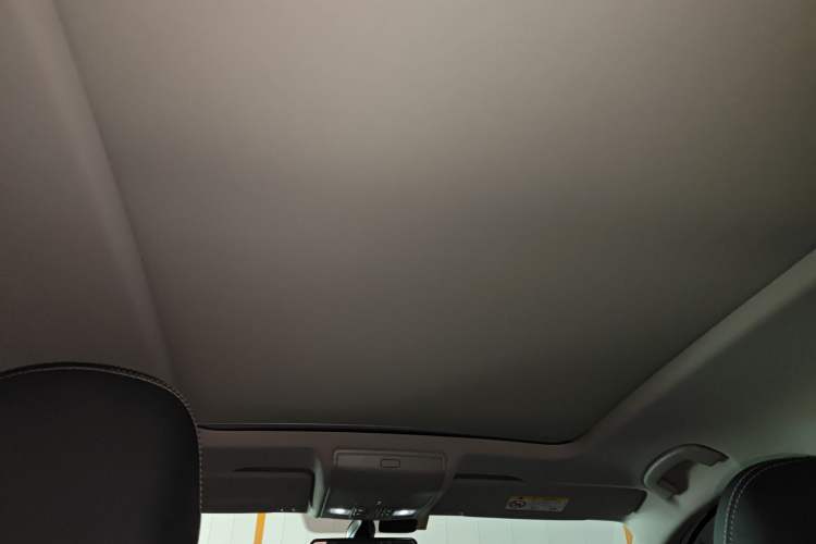 Used Volkswagen Tiguan L 2022 330TSI Automatic Two-Wheel Drive Smart Edition Headliner