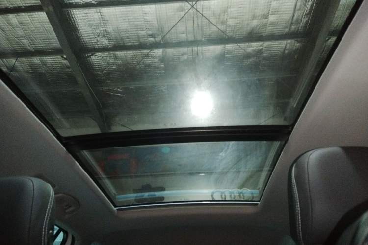 Used Volkswagen Tiguan L 2022 330TSI Automatic Two-Wheel Drive R-Line Enhanced Edition Headliner