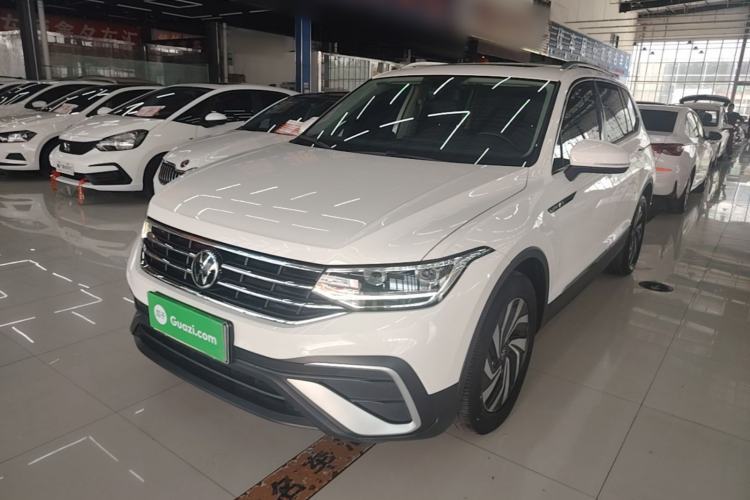 Used Volkswagen Tiguan L 2022 330TSI Automatic Two-Wheel Drive Smart Edition Guazi used car, China used car export, Used car for sale, Used  cars, Cheapest cars for sale