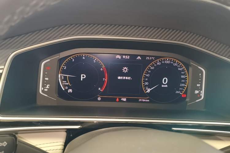 Used Volkswagen Tiguan L 2022 380TSI Automatic All-Wheel Drive R-Line Enhanced Comfort 7-Seater Instrument Cluster