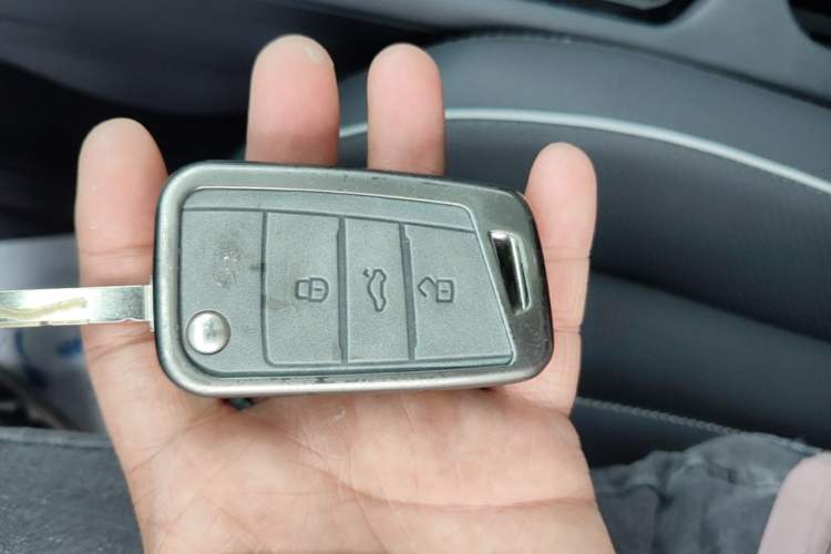 Used Volkswagen Tiguan L 2022 330TSI Automatic Two-Wheel Drive Smart Edition Interior 1