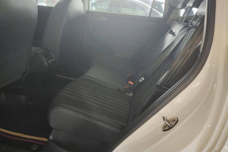 Used Volkswagen Tiguan L 2022 330TSI Automatic Two-Wheel Drive Comfort Edition Interior 1
