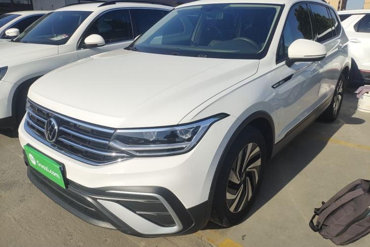 Used Volkswagen Tiguan L 2022 330TSI Automatic Two-Wheel Drive Comfort Edition Guazi used car, China used car export, Used car for sale, Used  cars, Cheapest cars for sale