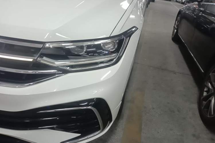 Used Volkswagen Tiguan L 2022 330TSI Automatic Two-Wheel Drive R-Line Enhanced Edition Left Front Headlight