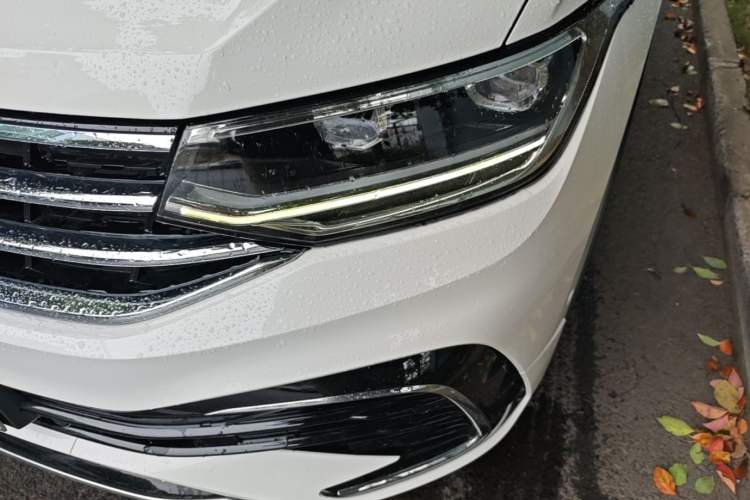 Used Volkswagen Tiguan L 2022 330TSI Automatic Two-Wheel Drive R-Line Enhanced Edition Left Front Headlight