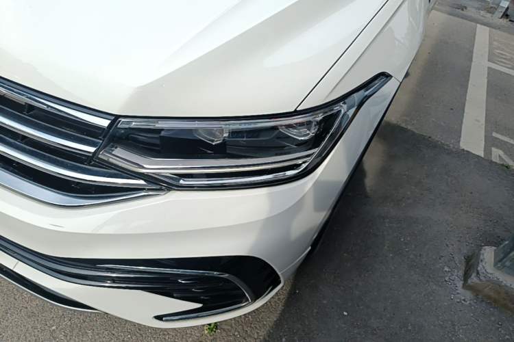 Used Volkswagen Tiguan L 2022 330TSI Automatic Two-Wheel Drive R-Line Enhanced Edition Left Front Headlight