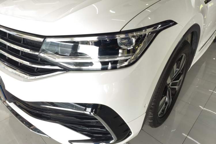 Used Volkswagen Tiguan L 2022 330TSI Automatic Two-Wheel Drive R-Line Enhanced Edition Left Front Headlight